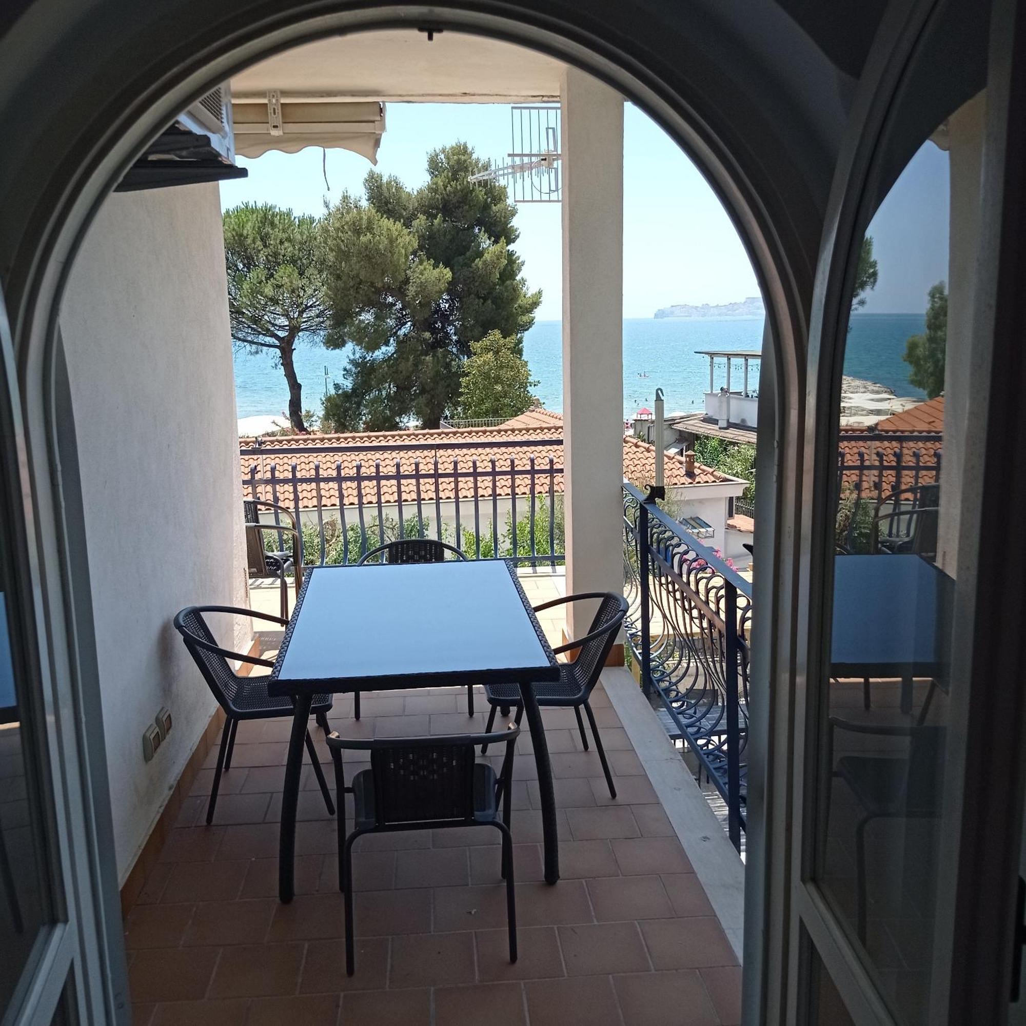Alloggio Panoramico Sul Mare Di Vindicio Formia Exterior foto